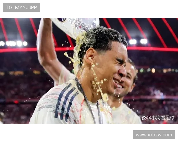 穆西亚拉复出在即拜仁官方晒训练视频球迷期待核心强势归来 穆西亚拉复出在即拜仁官方晒训练视频球迷期待核心强势归来